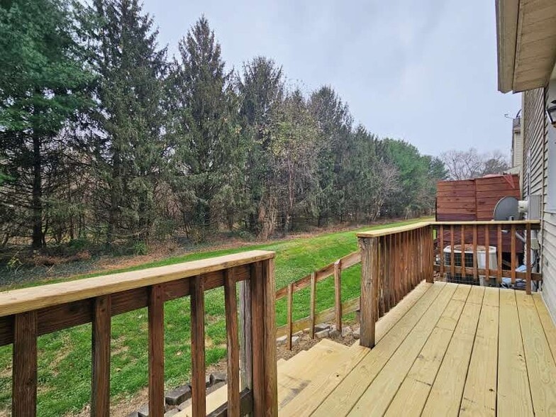 Building Photo - 256 Morgan Dr