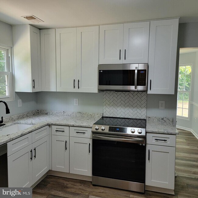 Building Photo - 6870 Briscoe Turn Rd