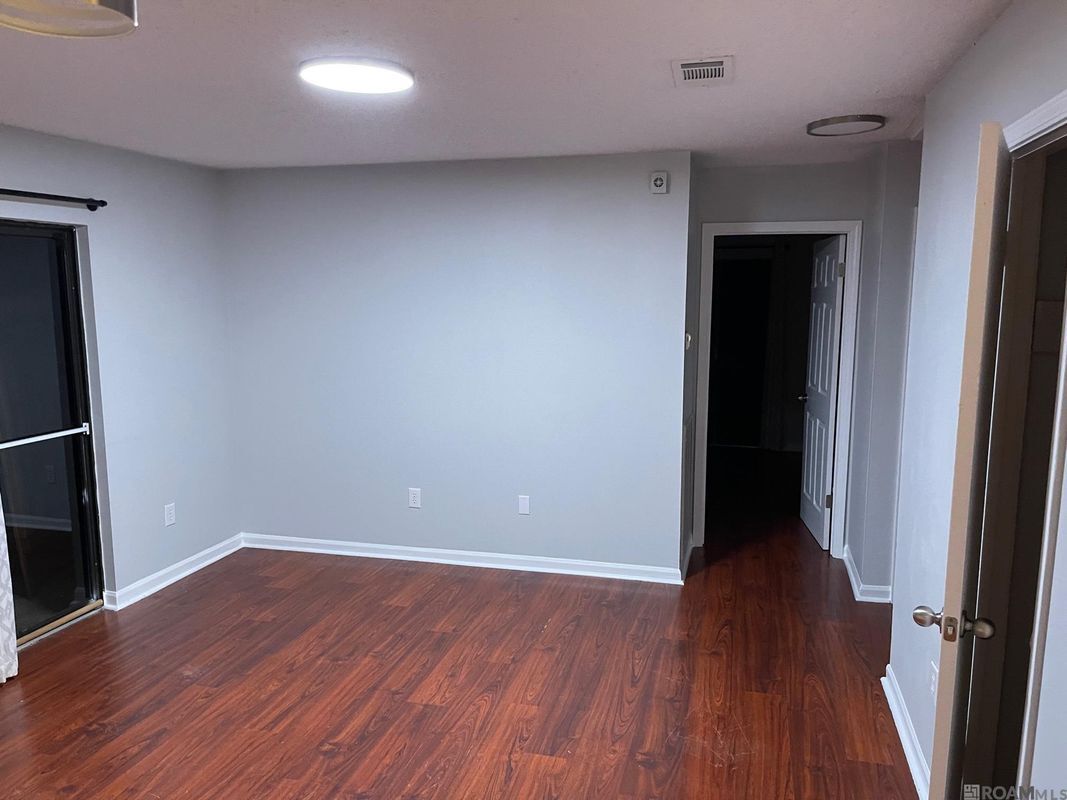 Building Photo - 5124 Brightside View Dr