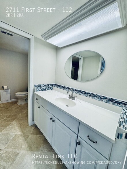 Building Photo - 2711 First Street