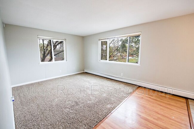 Building Photo - 1520 Trenton St