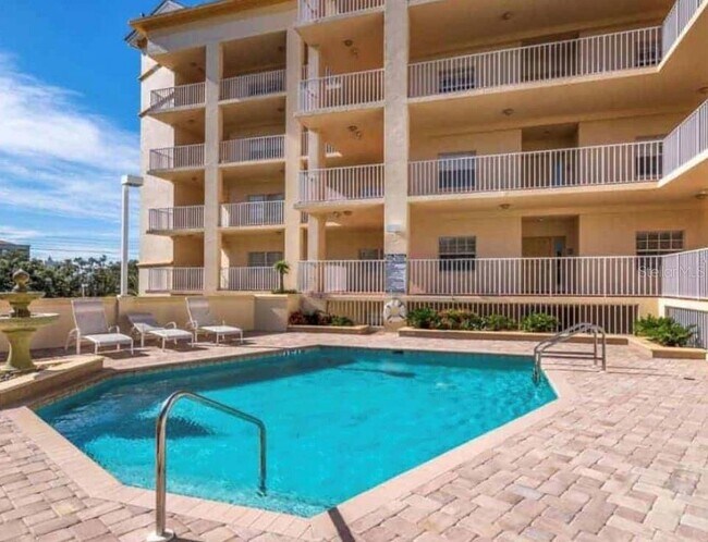 Building Photo - 1188 N Tamiami Trl