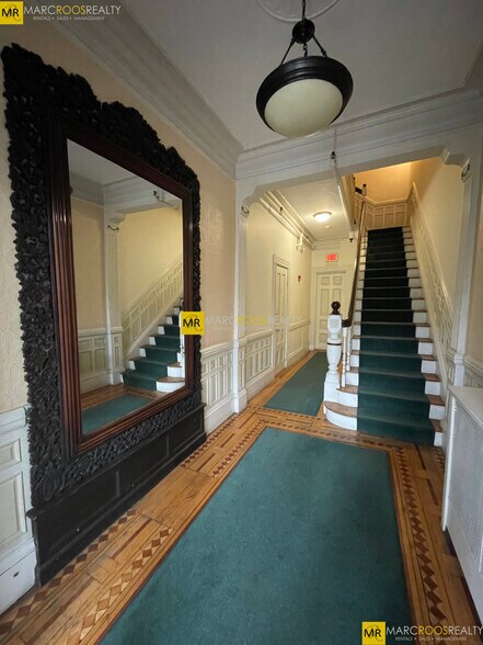Building Photo - 385 Commonwealth Ave