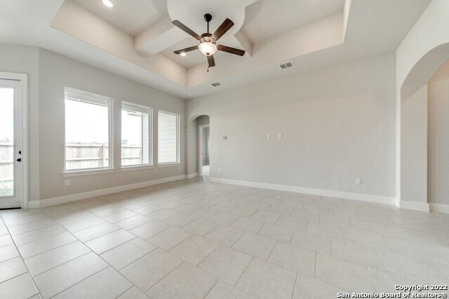 Building Photo - 205 Park Cir
