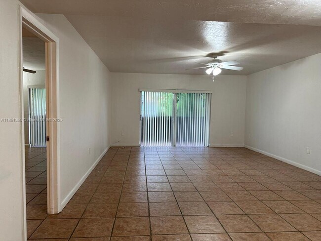 Building Photo - 8335 SW 72nd Ave