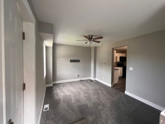 Building Photo - HM 1520/1522 8th Ave- PENDING SALE KATY GL...