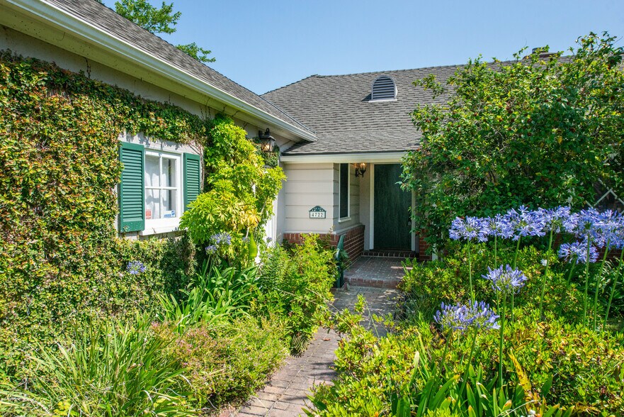 Primary Photo - 4722 Forman Ave