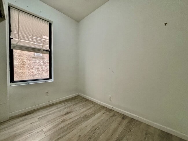 Floorplan - 182 Claremont Avenue