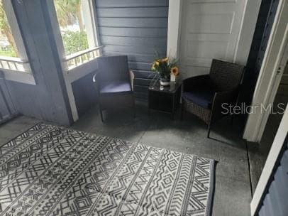 Building Photo - 318 E Tarpon Ave