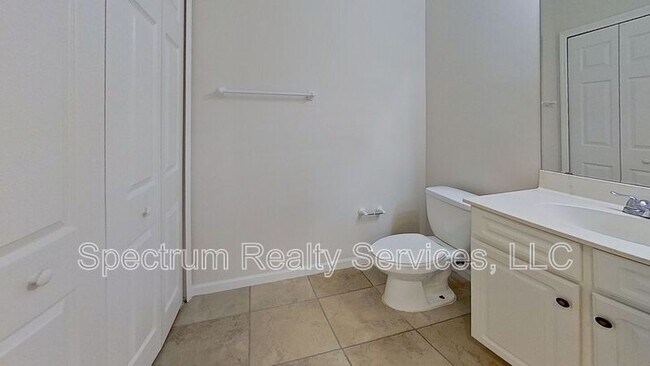 Building Photo - 4515 Serena Cir