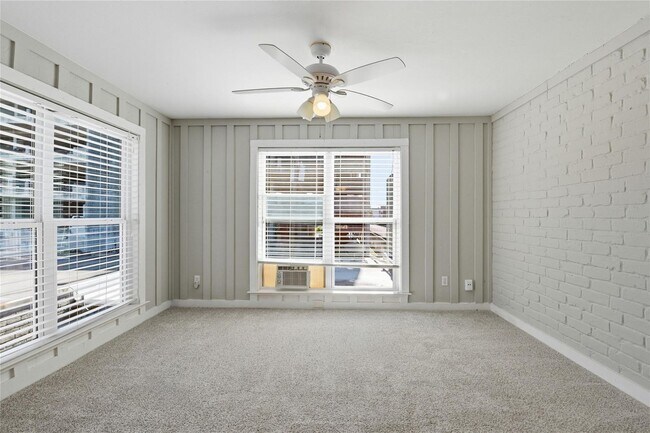 Building Photo - 7535 Olympia Dr