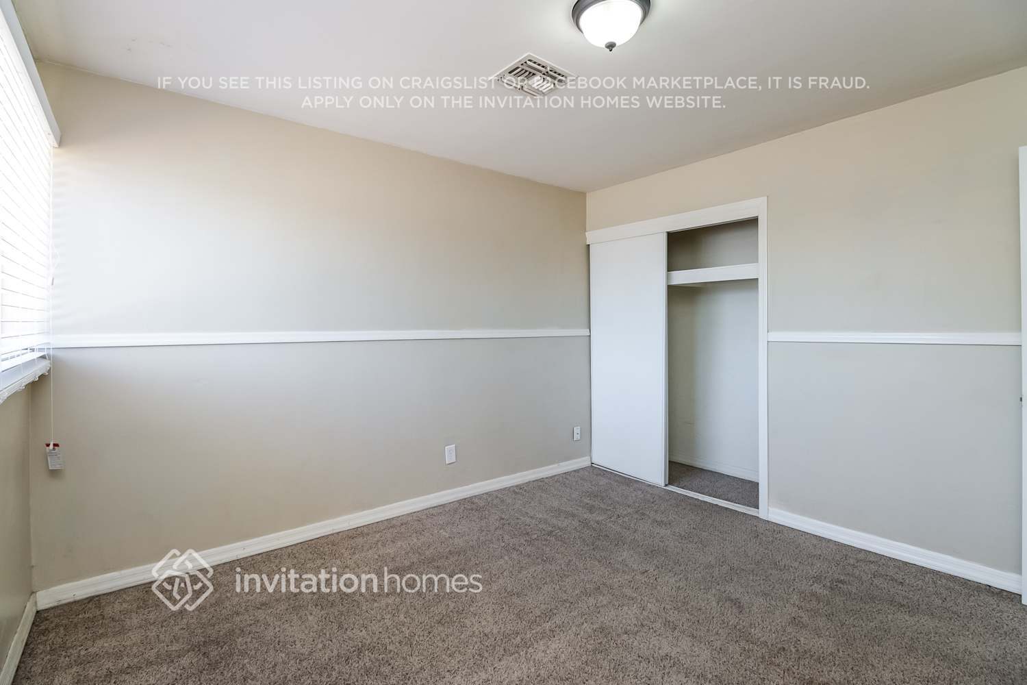 Building Photo - 4824 W Catalina Dr