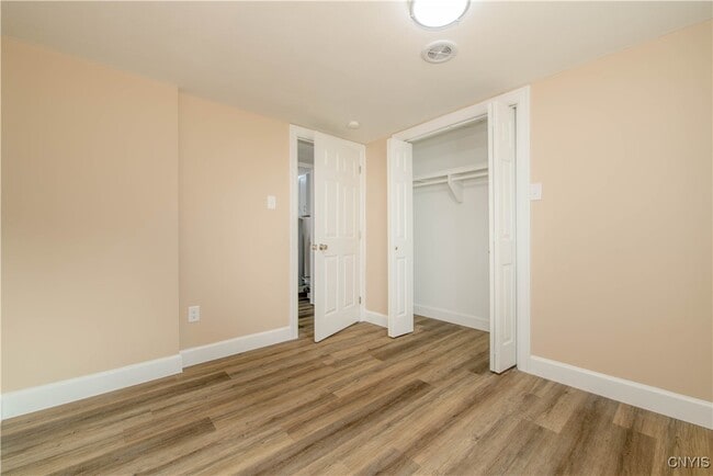 Building Photo - 141 Engles Rd