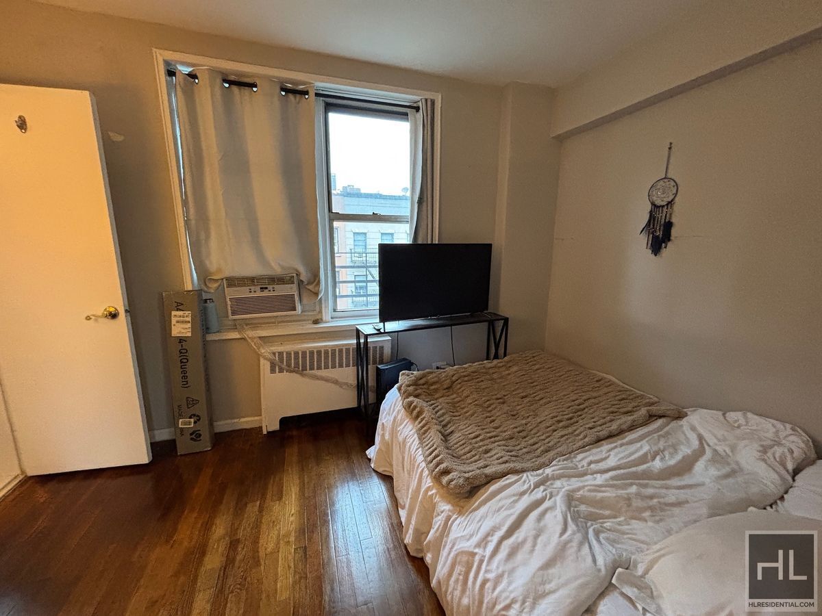 Building Photo - East 58th Street