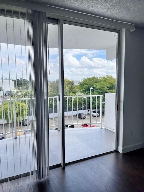 Building Photo - 498 NW 165th St