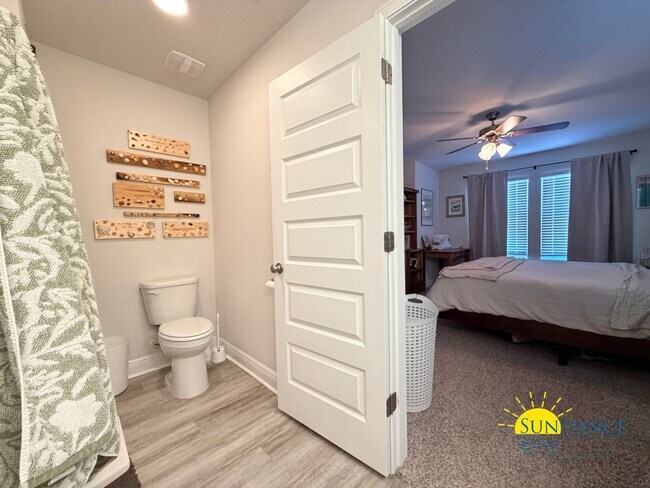 Building Photo - Beautiful 3BR Townhome with Smart Home Features Near Eglin & Hurlburt Field!