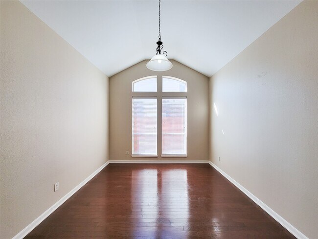 Building Photo - 9514 Garnet Falls Ln