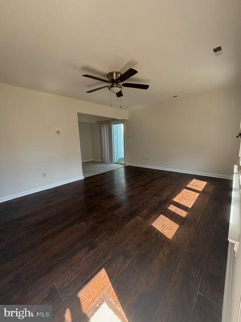 Building Photo - 21 Locust Ct