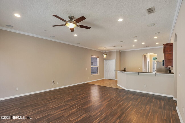 Building Photo - 860 Briarcreek Rd