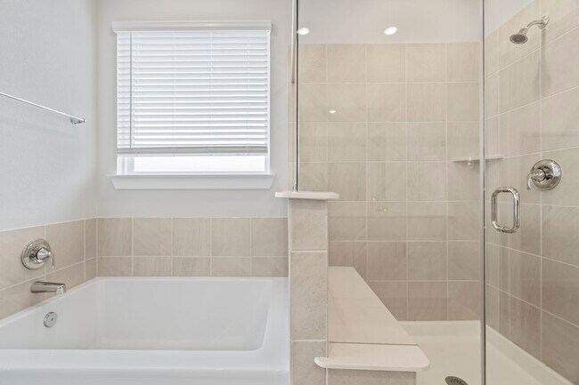 Building Photo - 6606 Lenwood Ln