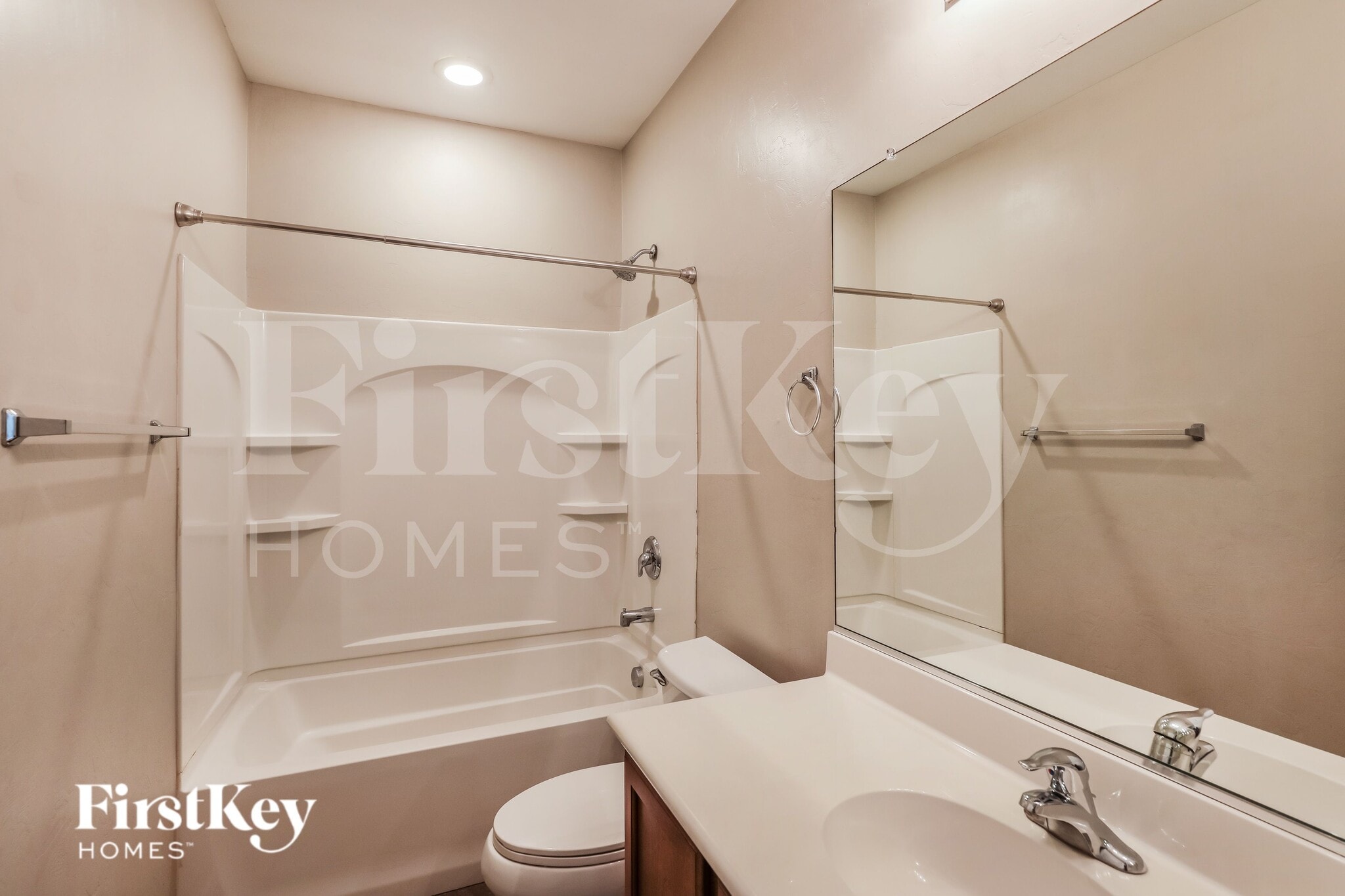 Building Photo - 10721 E Sanctuary Ridge Ln