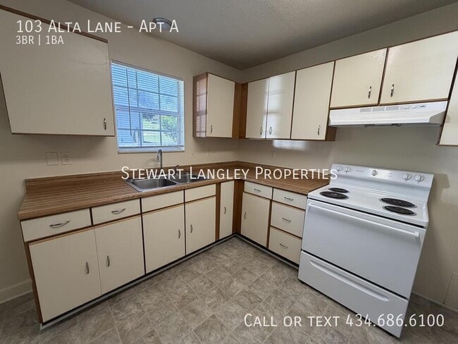 Building Photo - 103 Alta Ln
