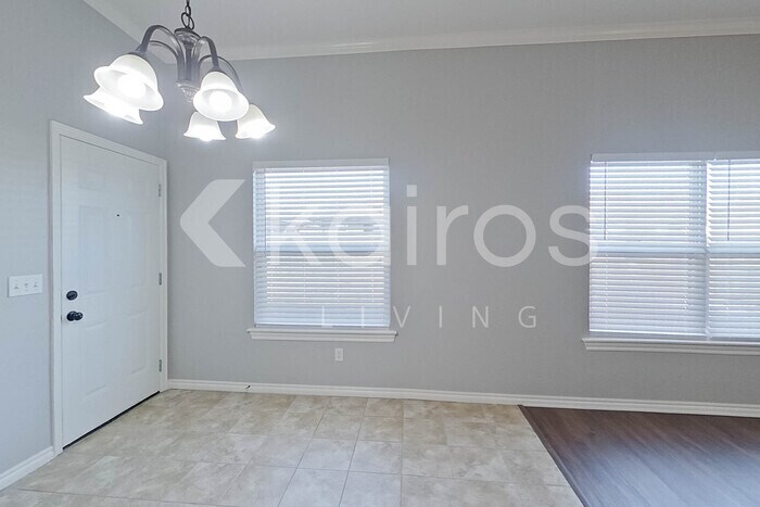 Building Photo - 11637 SW 10th St