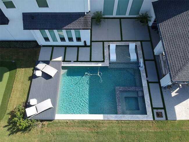 Building Photo - 27506 Gardenview Point Ct