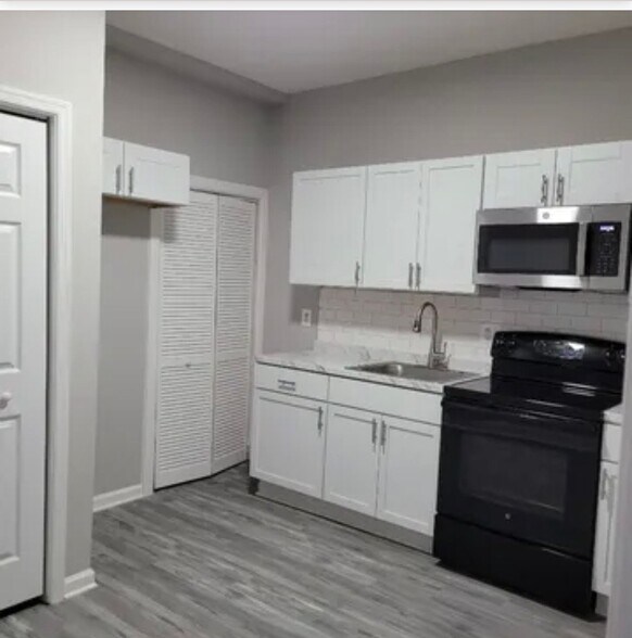 Building Photo - 3420 Belair Rd