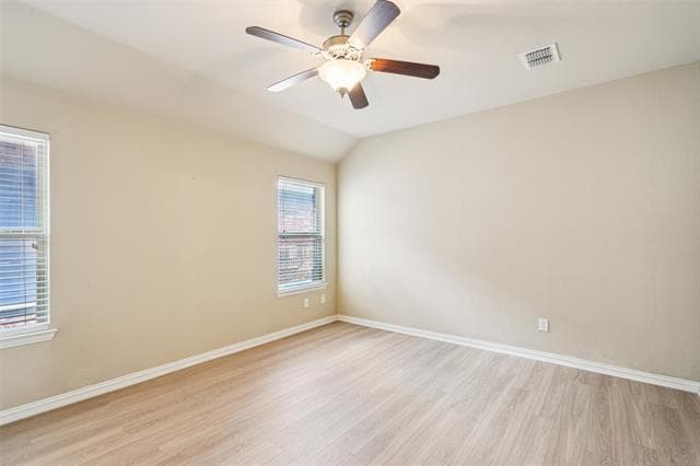Building Photo - 15937 Alvarado Dr