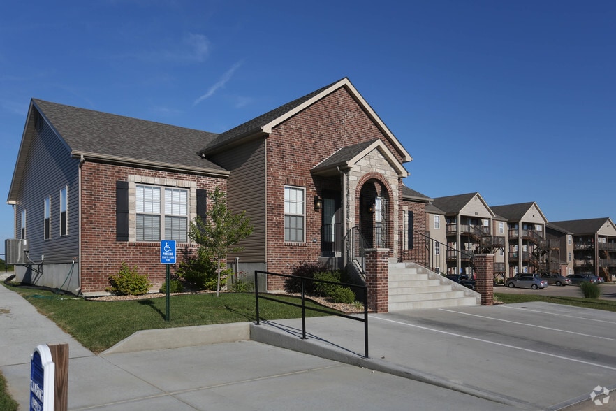 Duplex - Quail Run Apartments and Townhomes