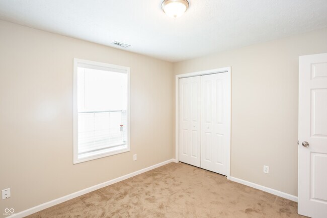 Building Photo - 2810 Braxton Dr