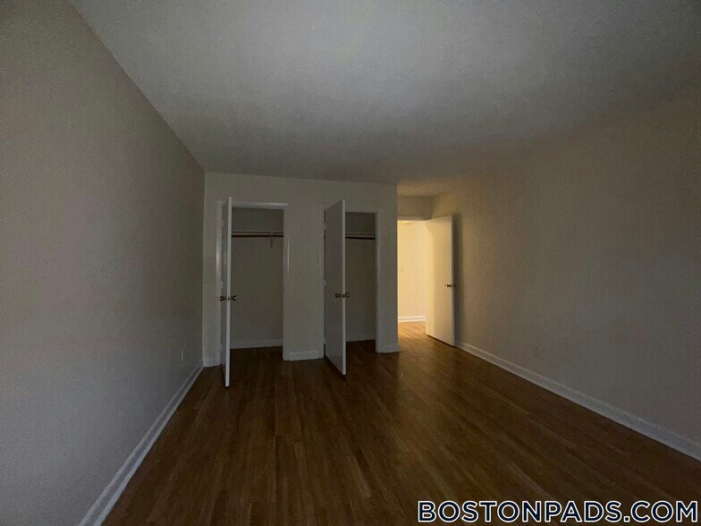 Building Photo - 66 Homer Ave