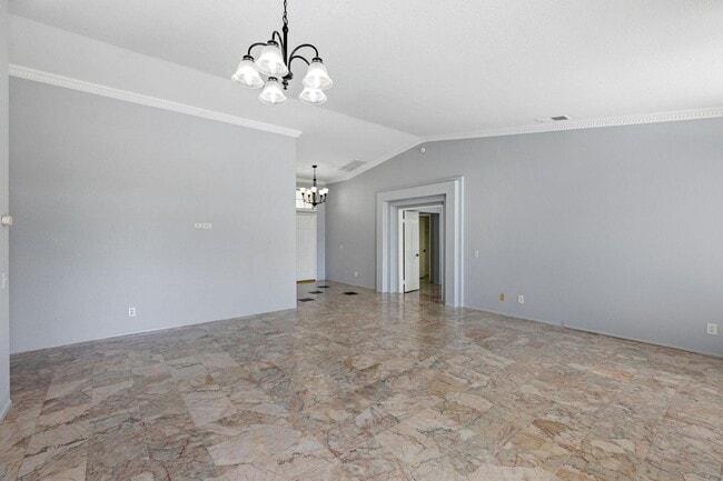 Building Photo - 47970 Vía Jardin