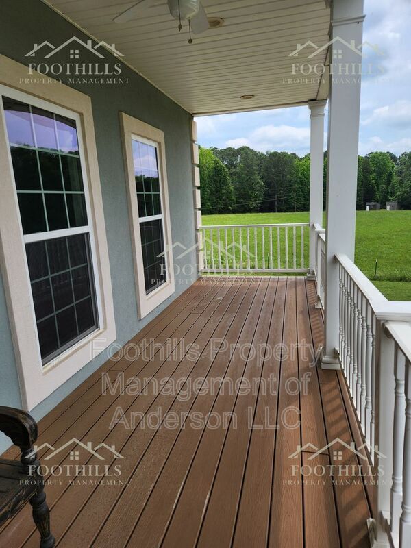 Building Photo - 128 Hudgins Lake Rd