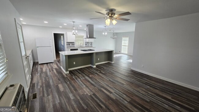 Building Photo - 1151 Stark Rd