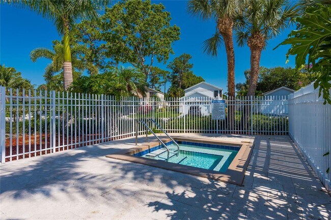 Building Photo - 5800 Rambler Rose Way