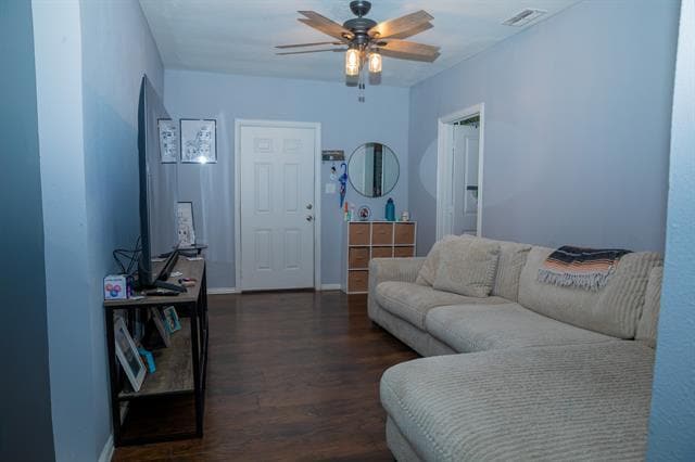 Building Photo - 3913 Lee St