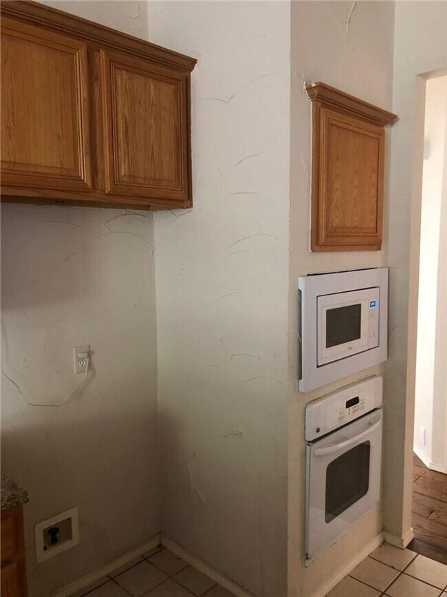 Building Photo - Beautiful 4 Bedroom, 2 Bath Home for Lease in Plano!