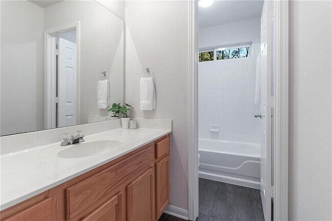 Building Photo - 5908 Taylorcrest Dr