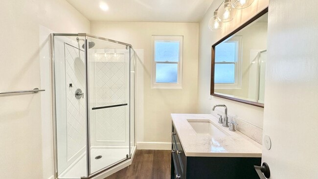 Building Photo - Upgraded & Remodeled Unit in Fallbrook!  H...