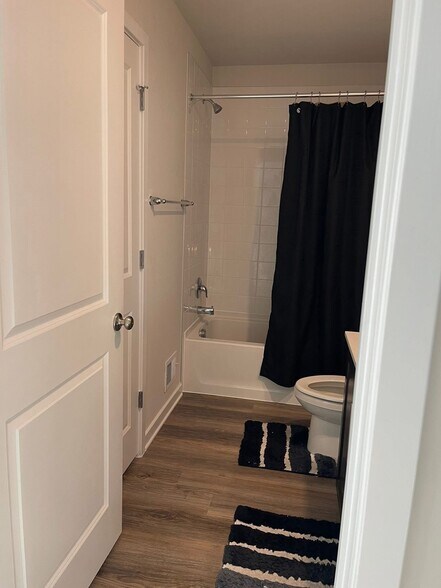 Building Photo - 351 Soft Rush Ln