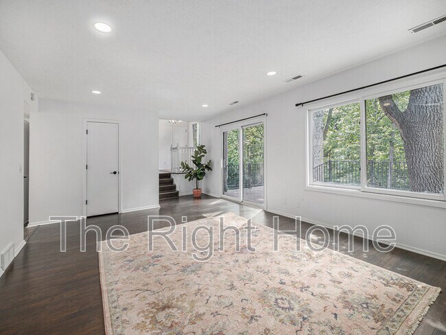 Building Photo - 11736 Quail Dr