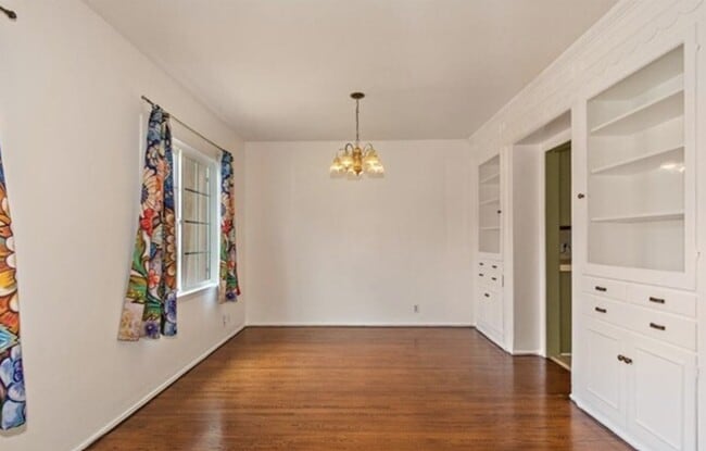 Building Photo - 7947 Rhea Vista Dr