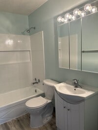 Building Photo - MMA Properties 920