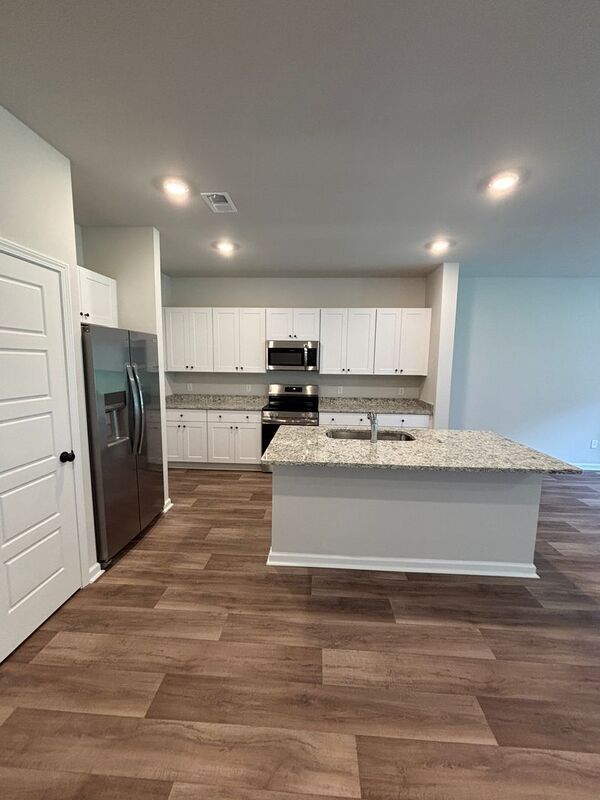 Building Photo - 8010 Triggerfish Wy