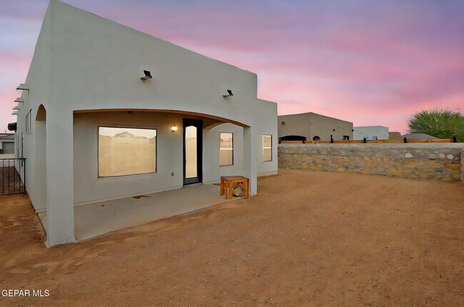 Building Photo - 13752 Newton Ct