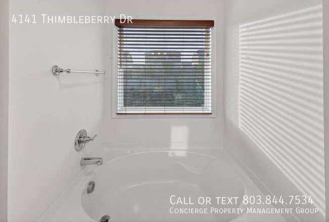 Building Photo - 4141 Thimbleberry Dr