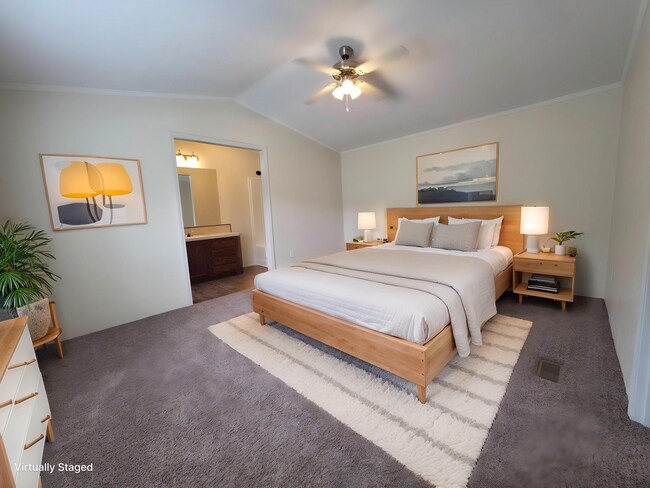 Building Photo - 1412 W Harbour Unit 152