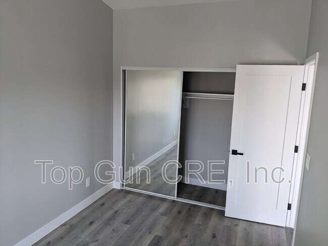 Building Photo - 4343 Bancroft St